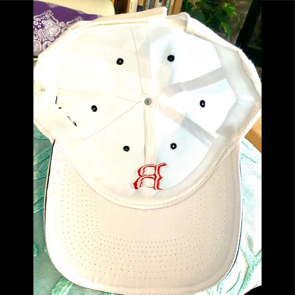 ⚾️ Boston Red Sox Bundle! - Picture 6 of 9